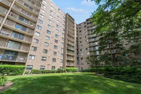 6340 Americana Drive Willowbrook IL 60527
