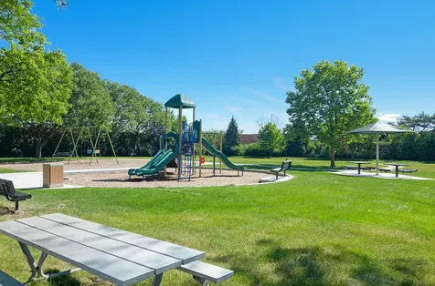 6340 Americana Drive Willowbrook IL 60527