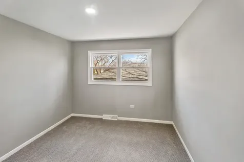 6151 Victoria Drive Oak Forest IL 60452