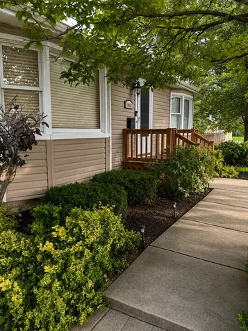 10008 West Medill Avenue Melrose Park IL 60164