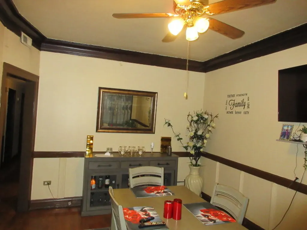 1447 West Garfield Boulevard Chicago IL 60636
