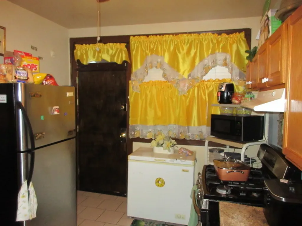 1447 West Garfield Boulevard Chicago IL 60636