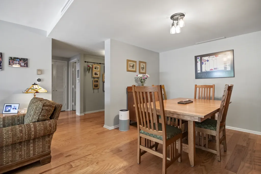 22 Park Lane Park Ridge IL 60068