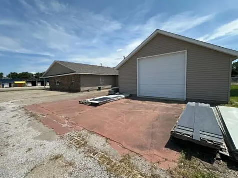 403 South Sycamore Villa Grove IL 61820
