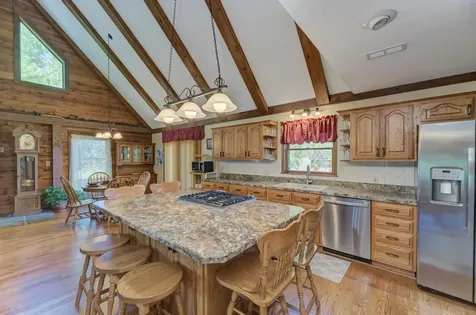 1570 South Sandbar Road Kankakee IL 60901