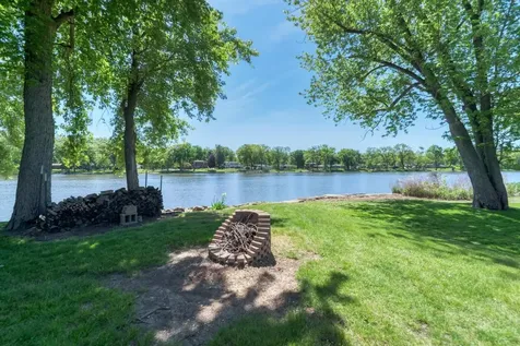 1570 South Sandbar Road Kankakee IL 60901