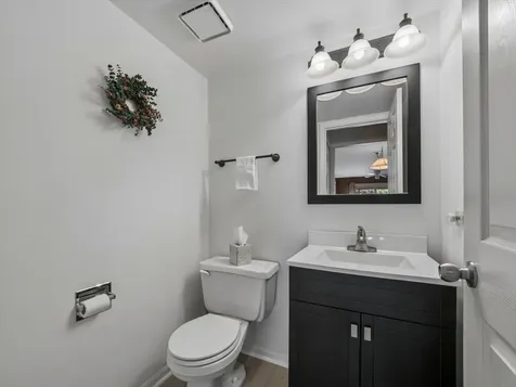 317 West Harvard Circle South Elgin IL 60177