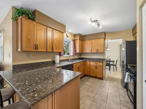 317 West Harvard Circle South Elgin IL 60177