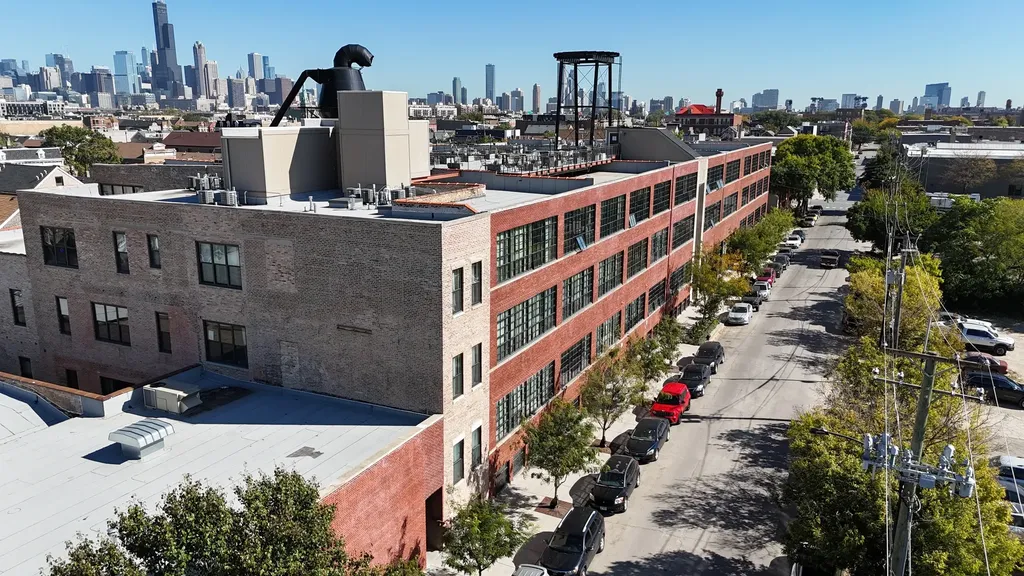 1432 West 21st Street Chicago IL 60608