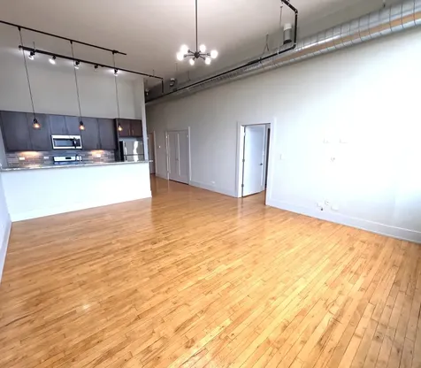 1432 West 21st Street Chicago IL 60608
