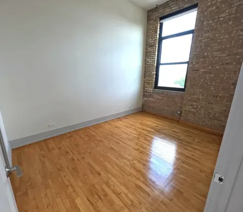 1432 West 21st Street Chicago IL 60608