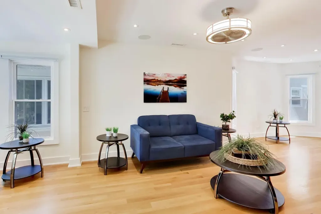 5241 West Dakin Street Chicago IL 60641