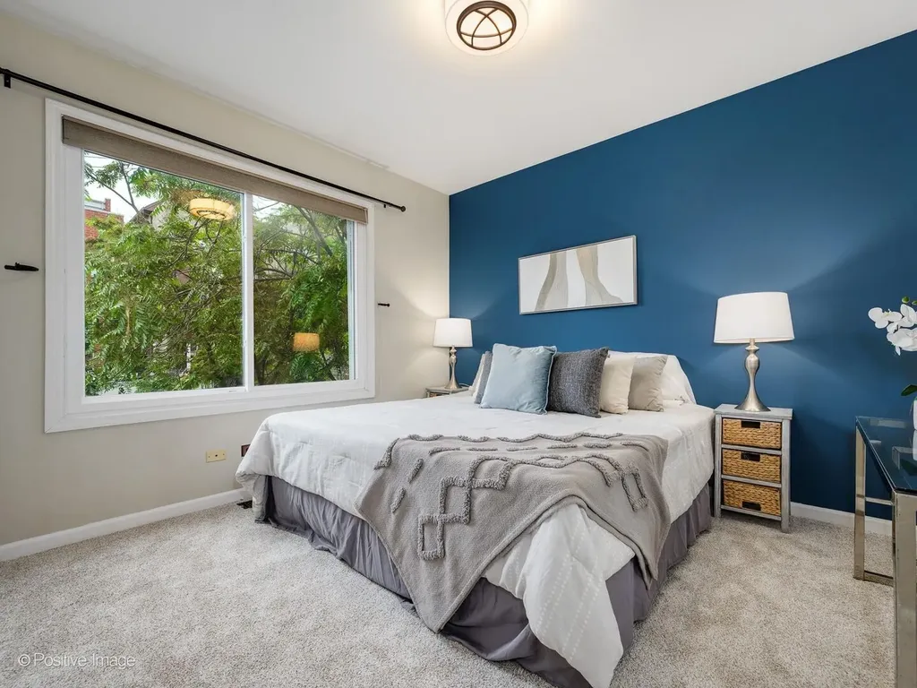 1629 West Le Moyne Street Chicago IL 60622