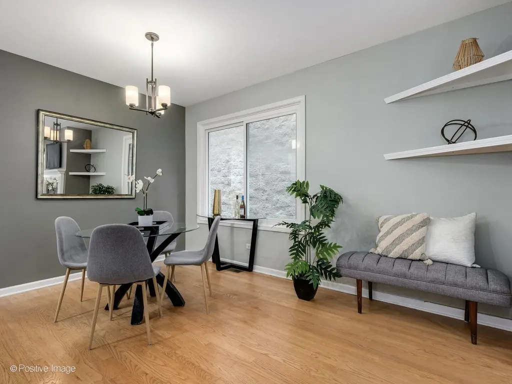 1629 West Le Moyne Street Chicago IL 60622