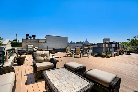 1629 West Le Moyne Street Chicago IL 60622