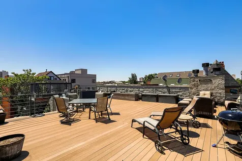 1629 West Le Moyne Street Chicago IL 60622