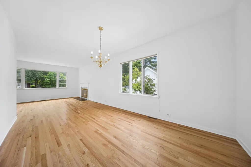 1822 Walnut Avenue Wilmette IL 60091