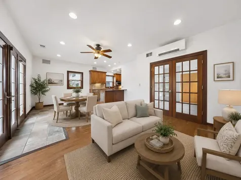 1822 Walnut Avenue Wilmette IL 60091