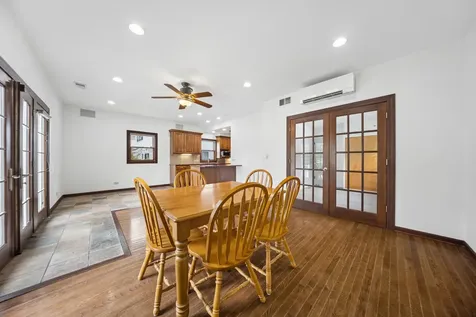 1822 Walnut Avenue Wilmette IL 60091