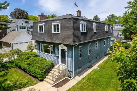 1822 Walnut Avenue Wilmette IL 60091