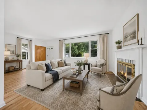 1822 Walnut Avenue Wilmette IL 60091