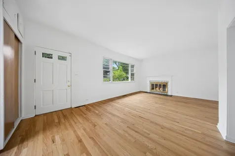 1822 Walnut Avenue Wilmette IL 60091