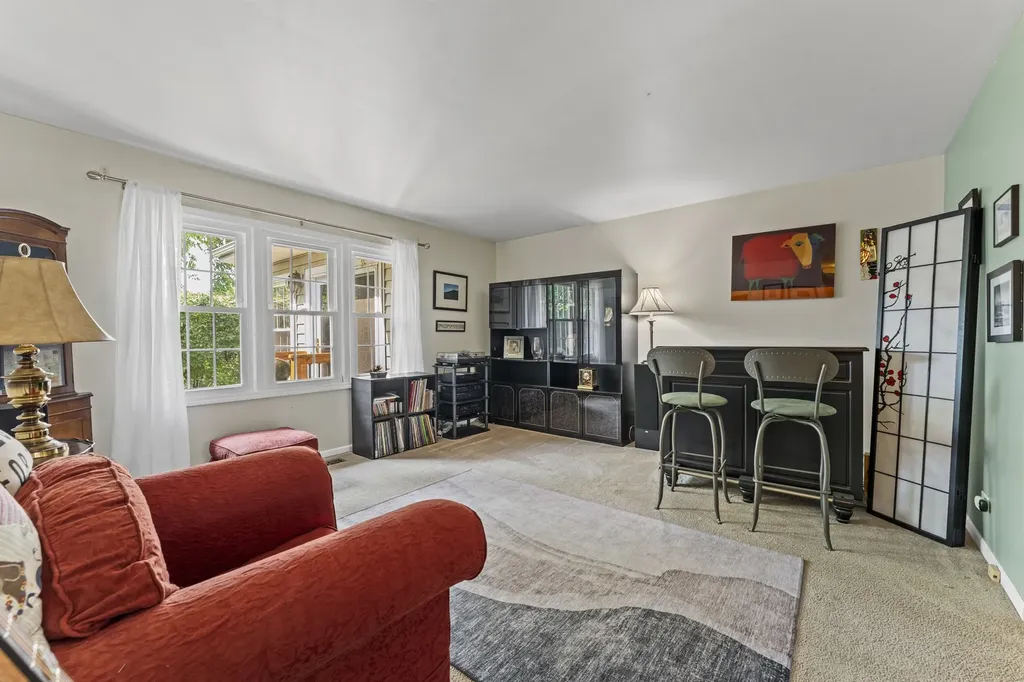 357 Brighton Bay Roselle IL 60172