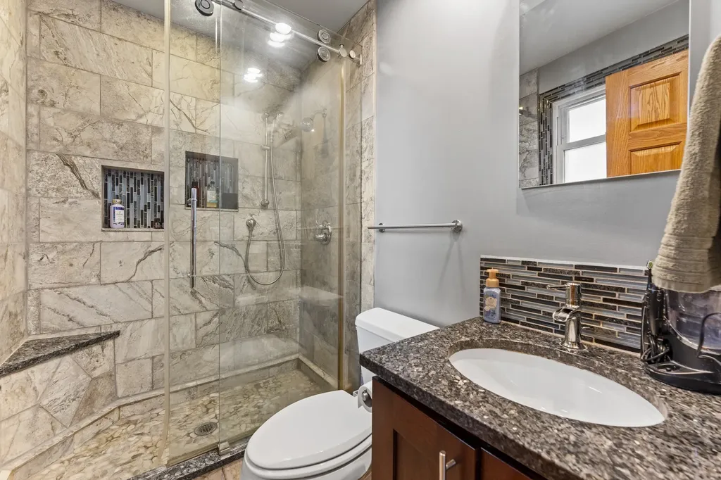 357 Brighton Bay Roselle IL 60172