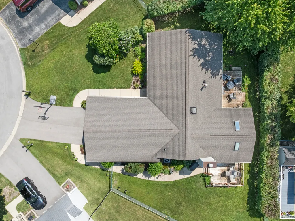 357 Brighton Bay Roselle IL 60172