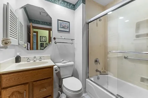 357 Brighton Bay Roselle IL 60172