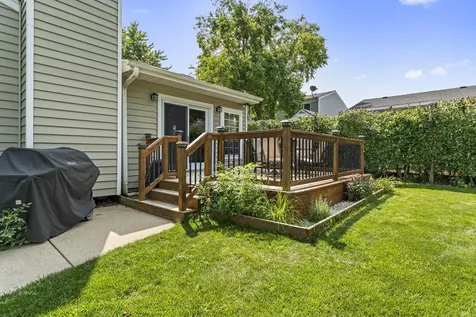 357 Brighton Bay Roselle IL 60172