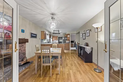 357 Brighton Bay Roselle IL 60172