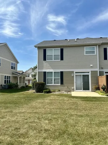 407 Blackstone Avenue Elgin IL 60124