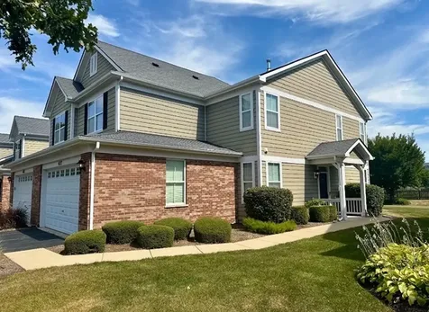 407 Blackstone Avenue Elgin IL 60124