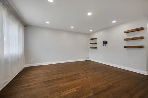 8833 Tulley Avenue Oak Lawn IL 60453