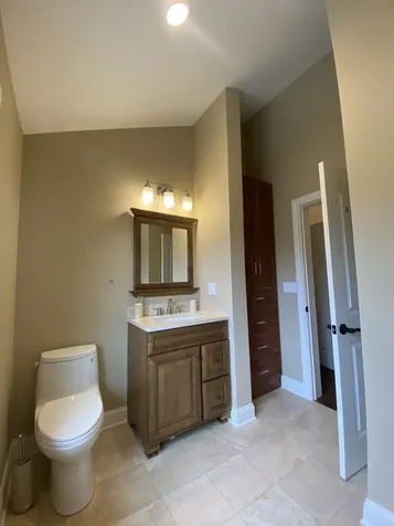 1052 Margret Street Des Plaines IL 60016