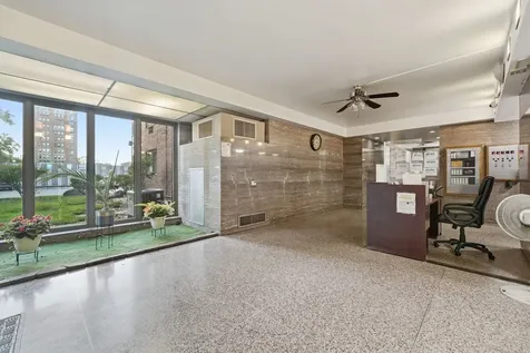 7337 South South Shore Drive Chicago IL 60649