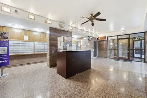 7337 South South Shore Drive Chicago IL 60649