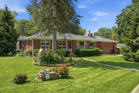 316 Dalton Avenue Mundelein IL 60060