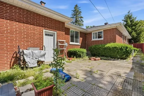 316 Dalton Avenue Mundelein IL 60060