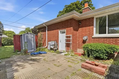 316 Dalton Avenue Mundelein IL 60060