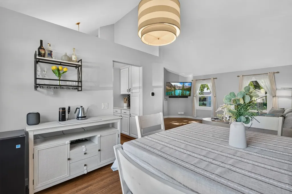 2 Ferndale Court Lake Zurich IL 60047