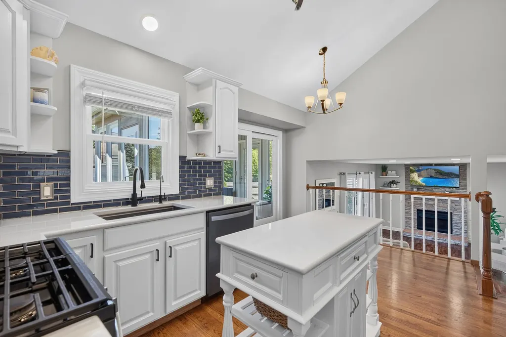 2 Ferndale Court Lake Zurich IL 60047