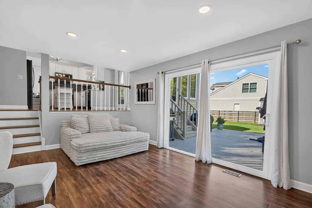 2 Ferndale Court Lake Zurich IL 60047