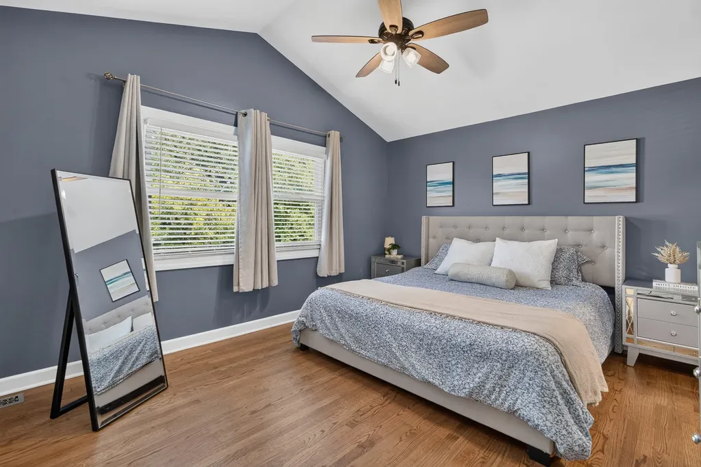 2 Ferndale Court Lake Zurich IL 60047
