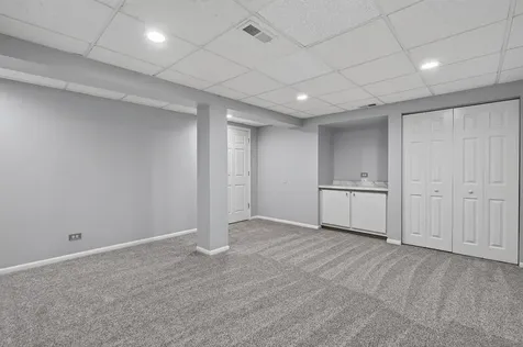 2 Ferndale Court Lake Zurich IL 60047