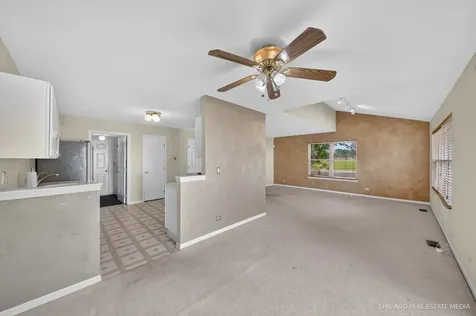 1320 Jenna Drive South Elgin IL 60177