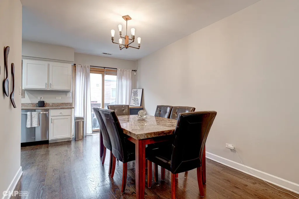 6816 West 65th Street Chicago IL 60638