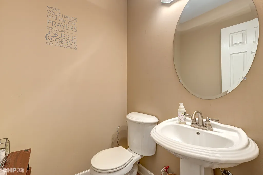 6816 West 65th Street Chicago IL 60638