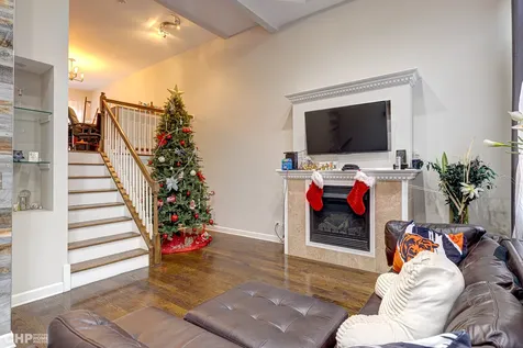 6816 West 65th Street Chicago IL 60638
